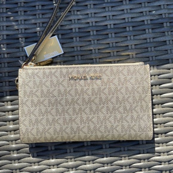 Michael Kors Jet Set Travel Large Double Zip Wristlet Wallet Pale Gold - Picture 2 of 16